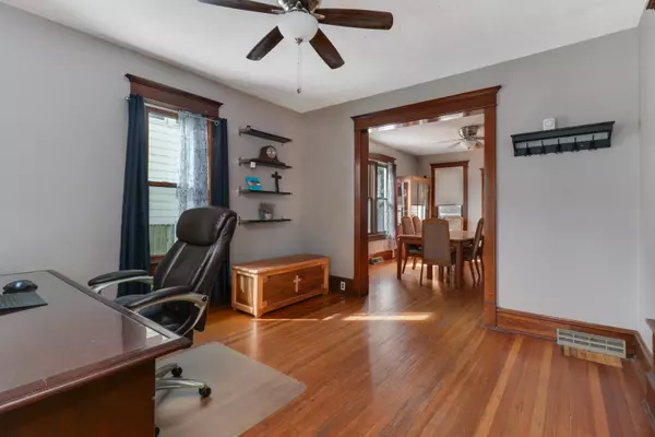 Bloomington, IL 61701,1105 S Center ST