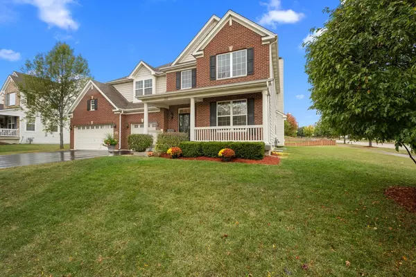Elgin, IL 60124,312 Monument RD