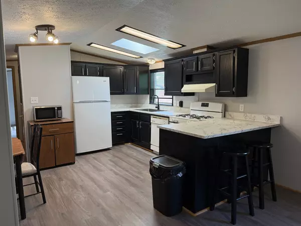 Matteson, IL 60443,317 Pleasant TER