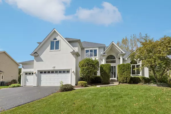841 Black Walnut DR, Sugar Grove, IL 60554