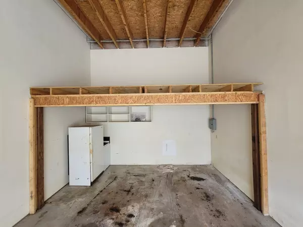 Urbana, IL 61802,1702 Airport RD #4030