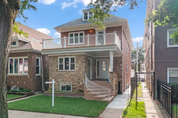 7234 N Hamilton AVE, Chicago, IL 60645