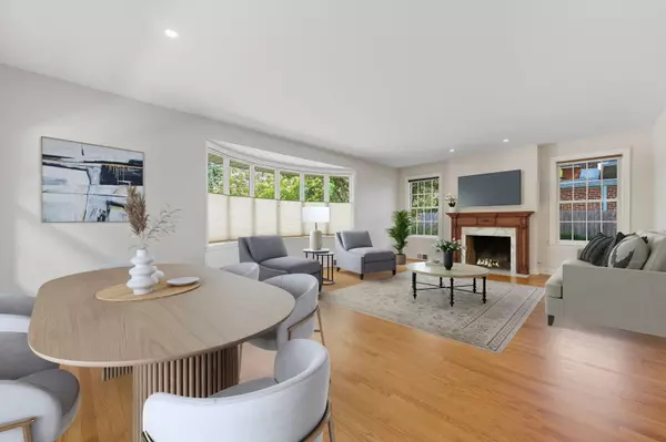 Wilmette, IL 60091,2539 Lake AVE