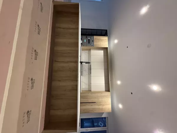 Chicago, IL 60622,2651 W Augusta BLVD #1