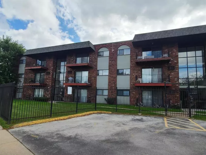 13707 S Stewart AVE #3E, Riverdale, IL 60827