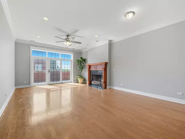 Chicago, IL 60607,1248 W Jackson BLVD #4W