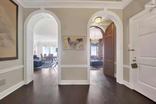 Chicago, IL 60610,1500 N Lake Shore DR #23C