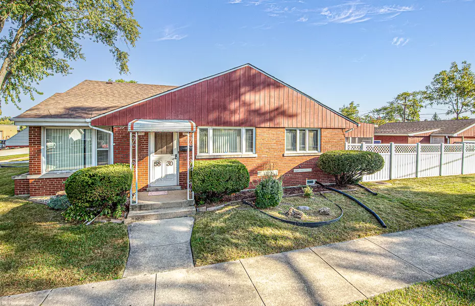 5830 W 81st ST, Burbank, IL 60459