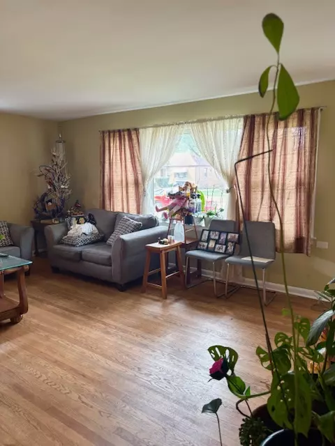 Broadview, IL 60155,2235 S 18th AVE