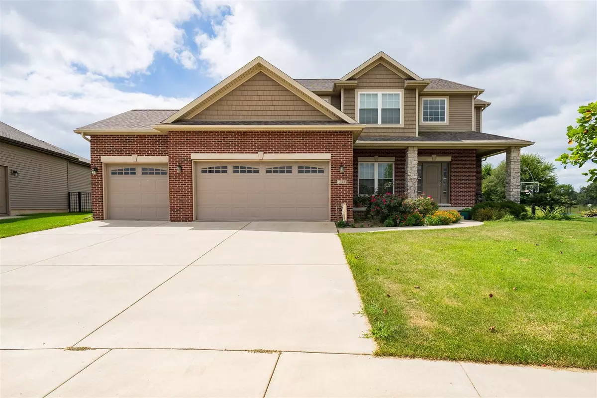 Bloomington, IL 61705,1525 Stoneroller CIR