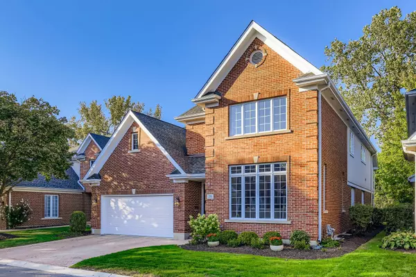Elmhurst, IL 60126,28 Windsor DR