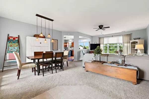 Huntley, IL 60142,13462 Hemlock CT