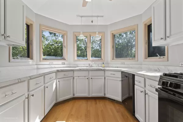 Palos Park, IL 60464,11731 S Brookside DR