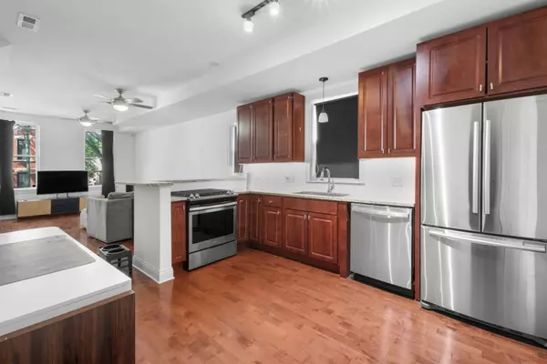 Chicago, IL 60608,2649 W 21st PL