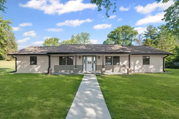 402 Beeson DR, Urbana, IL 61802