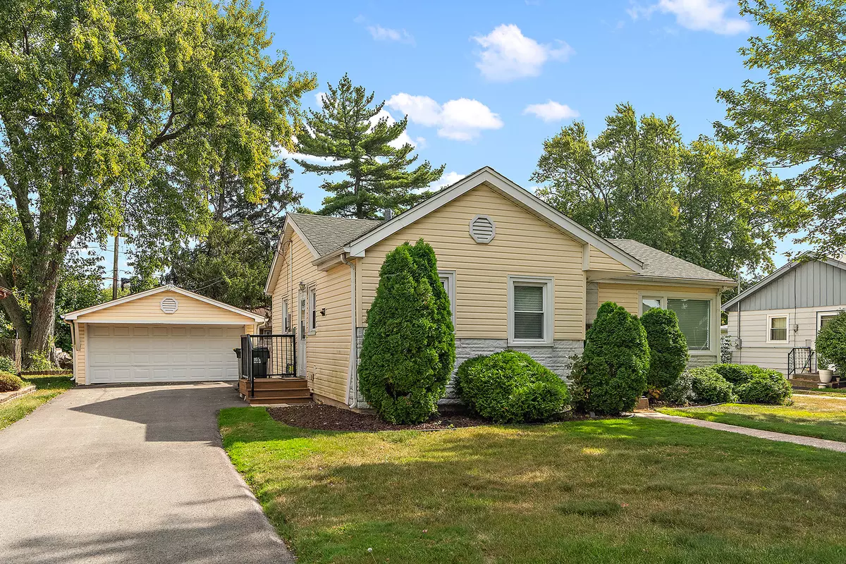 Chicago Ridge, IL 60415,10825 Oxford AVE