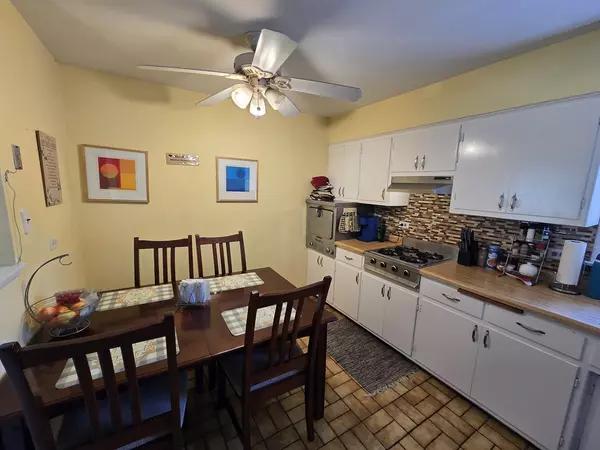 Midlothian, IL 60445,14944 Springfield AVE