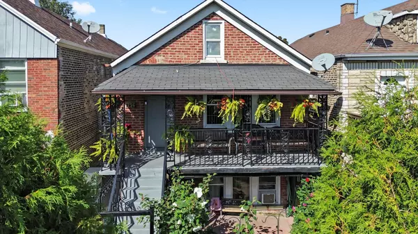 Chicago, IL 60632,Address not disclosed
