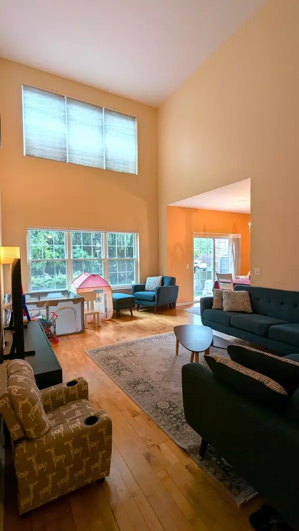 Itasca, IL 60143,115 BAY DR