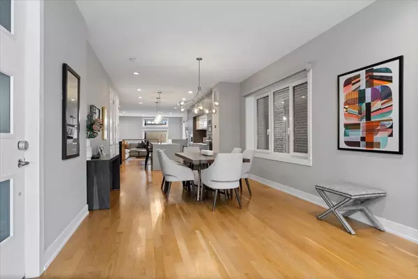 Chicago, IL 60612,2005 W Huron ST #1
