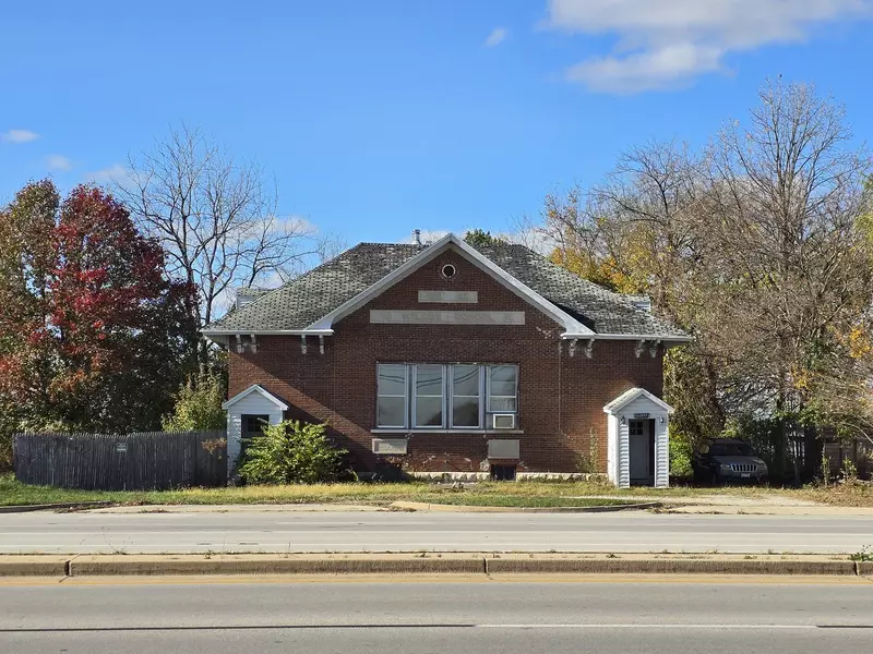 17104 Weber RD, Lockport, IL 60441