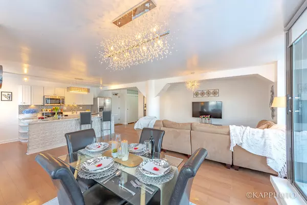 Chicago, IL 60606,345 N Canal ST #404