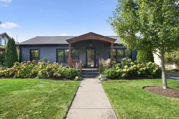 616 N Lincoln AVE, Geneva, IL 60134