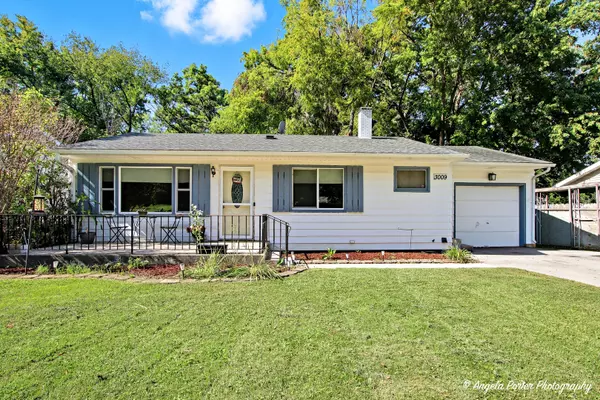 3009 Cherry DR, Wonder Lake, IL 60097