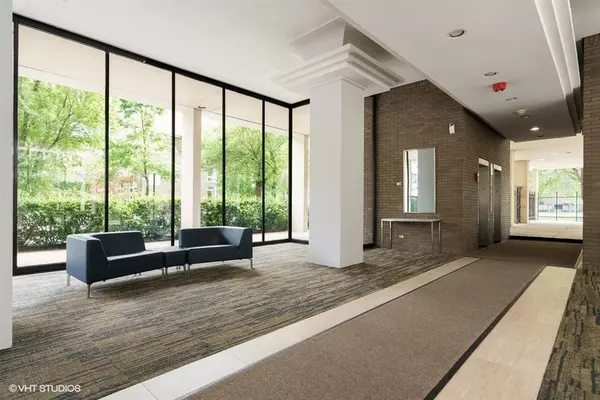 Chicago, IL 60615,1451 E 55TH ST #423N