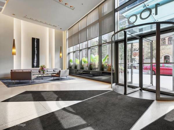 Chicago, IL 60605,100 E 14th ST #1502