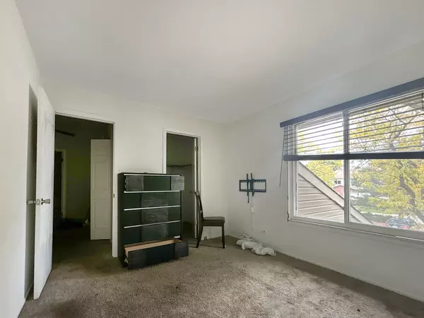 Carol Stream, IL 60188,545 Alton CT