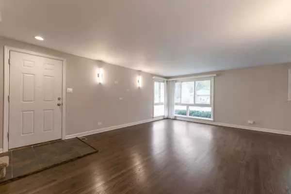 Country Club Hills, IL 60478,16928 Old Elm DR