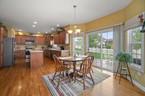 Beecher, IL 60401,318 MAPLE ST