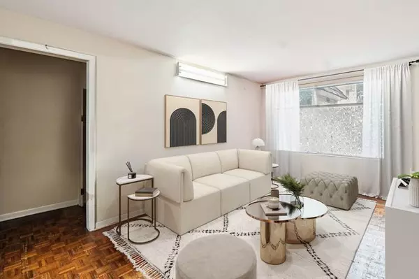 Chicago, IL 60660,1762 W Highland AVE #104