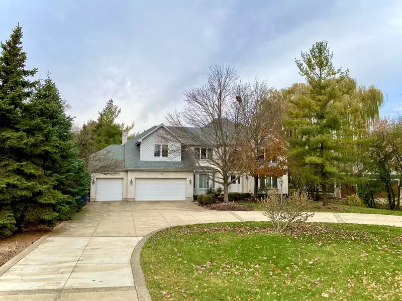 4214 Venard RD, Downers Grove, IL 60515
