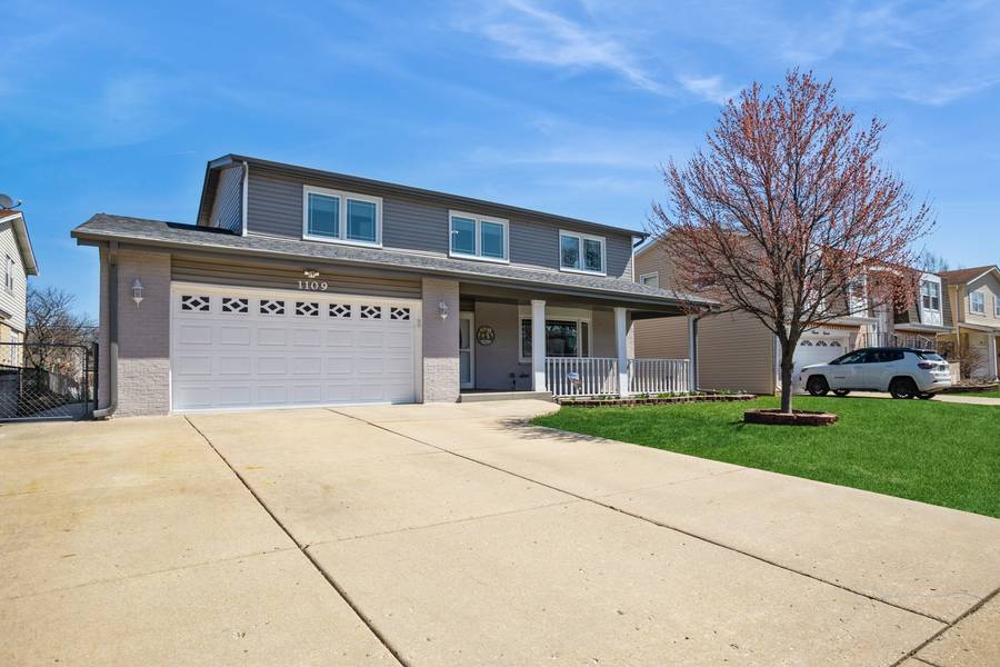 1109 S Lavergne DR, Mount Prospect, IL 60056