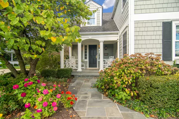 Barrington, IL 60010,240 Elm RD