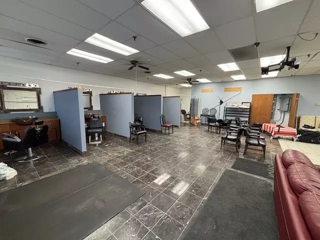 8519 S 88th AVE, Justice, IL 60458