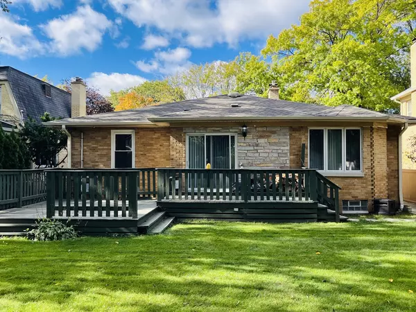 Park Ridge, IL 60068,1041 Vernon AVE