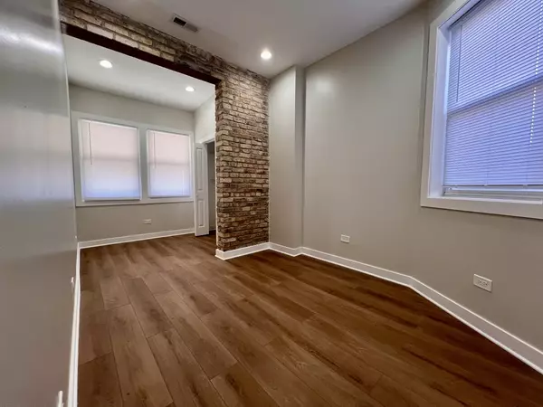 Chicago, IL 60651,3236 W Cortez ST #2