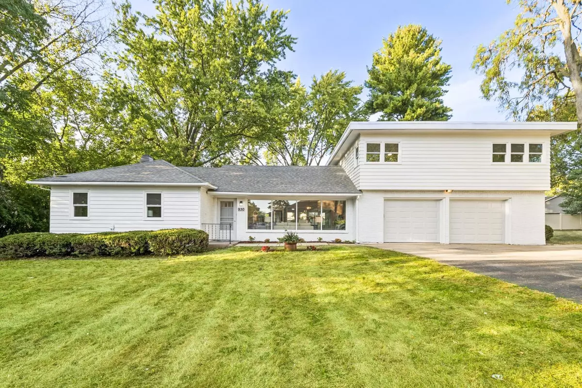 Elgin, IL 60120,930 Jefferson AVE