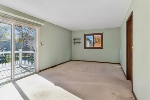 Oswego, IL 60543,Address not disclosed