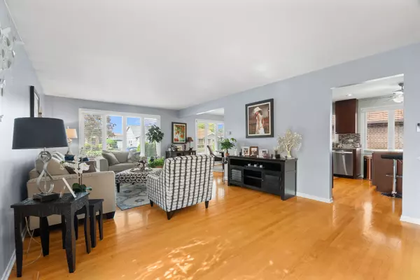 Alsip, IL 60803,13053 S Mcdaniel CT