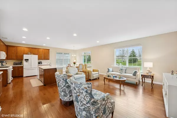 Algonquin, IL 60102,451 Mahogany DR