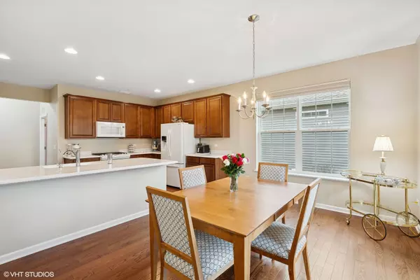 Algonquin, IL 60102,451 Mahogany DR