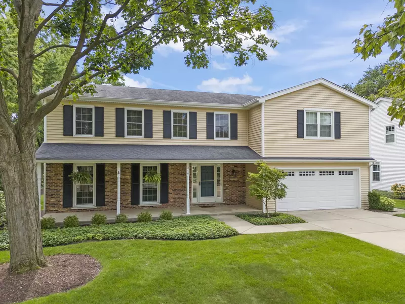 1840 Glencoe ST, Wheaton, IL 60187