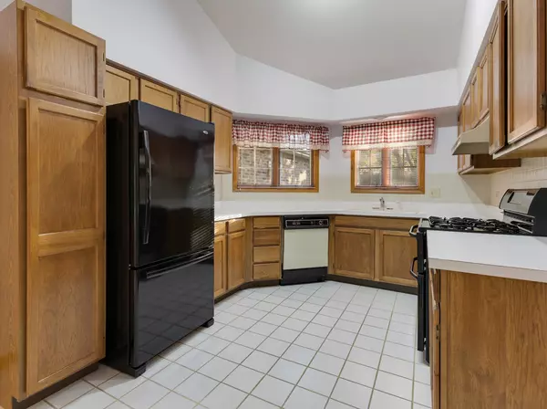 Huntley, IL 60142,11314 Algonquin RD #C