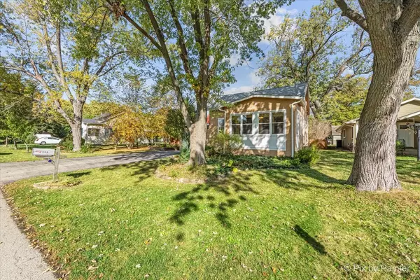 Crystal Lake, IL 60014,1398 Floresta Vista LN