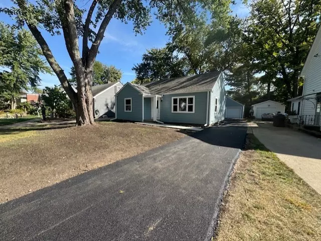 Aurora, IL 60506,236 Ingleside AVE