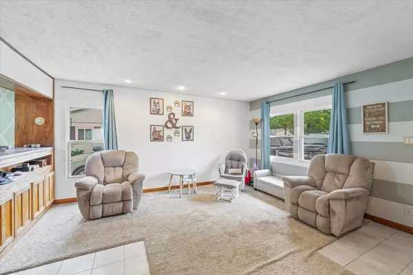 Champaign, IL 61821,2013 Southwood DR